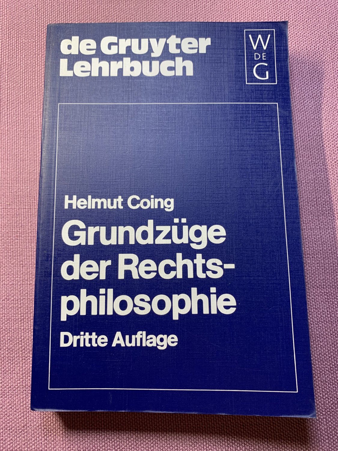 週刊誌 Einfuhrung in Die Rechtsphilosophie Einführung in die Rechtsphilosophie. Grundlagen des Rechts